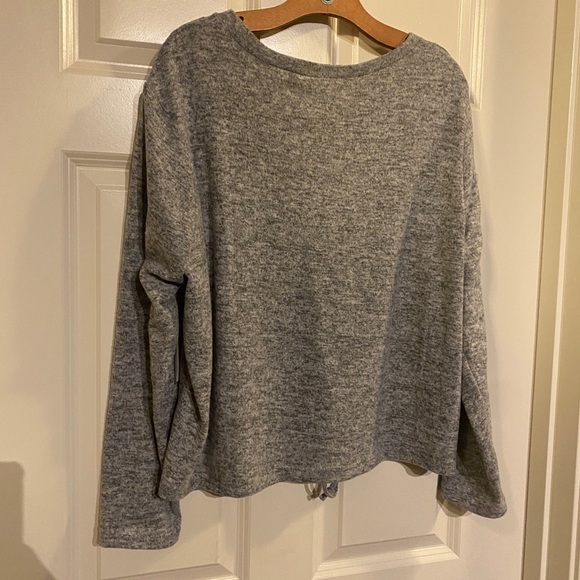 LC Couture | Ruched Sweater - Picture 5 of 5